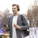 Потопете се в музика с новите слушалки на Panasonic - HD605N