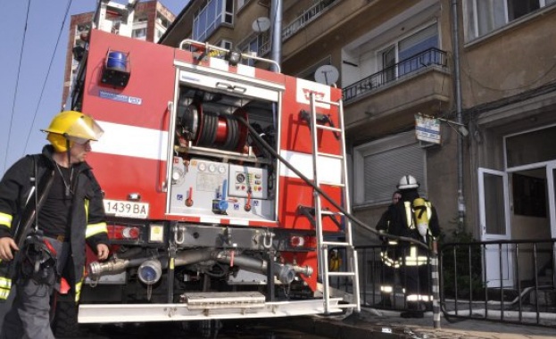 На 170 сигнала за произшествия реагираха служителите на пожарната през