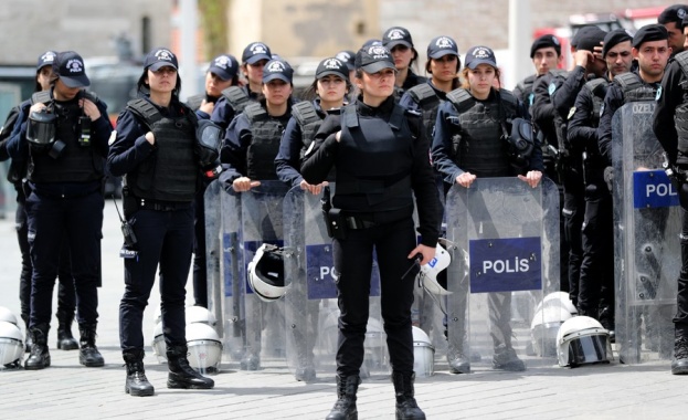 Арестуваха 38 чужденци в Турция за връзки в ИДИЛ