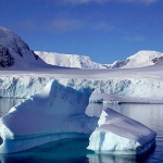 Ледник в Швеция се топи вследствие на горещините в Арктика 
