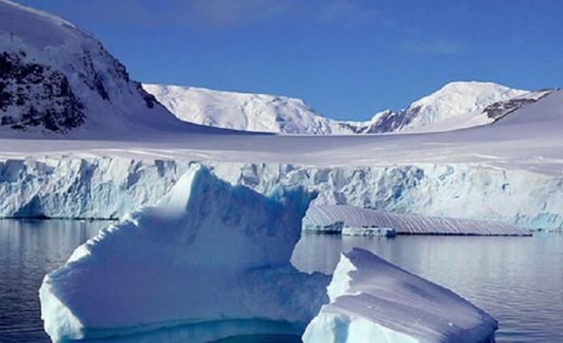 Ледник в Швеция се топи вследствие на горещините в Арктика 
