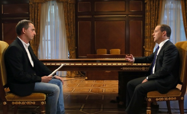 Дмитрий Медведев: Разширението на НАТО е заплаха за Русия