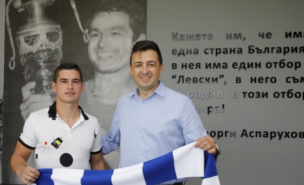 Иван Горанов в "Левски" за още 3 години (видео)