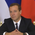 Медведев: Русия ще реагира на икономическата война с други методи