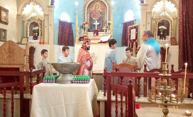 Арменците почитат Света Богородица