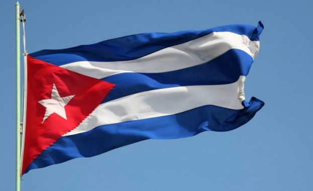  Кубинците вече имат интернет на мобилните си телефони