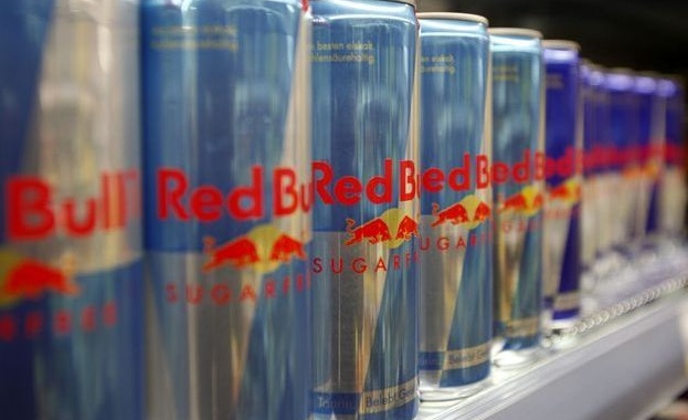 Крилата кражба: Отмъкнаха 300 палета с "Ред Бул "от склад в Белгия