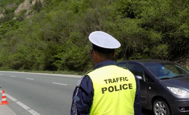 Акция в Несебър: Хванаха шофьори без книжка и с дрога