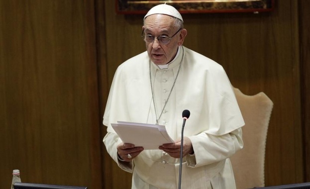 Папата заклейми сексуалните посегателства срещу деца 