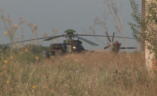 Хеликоптер се разби в Русия, пилотът загина 