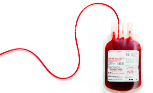 Студенти от Варненския МУ с кръводарителска кампания по случай 8 декември