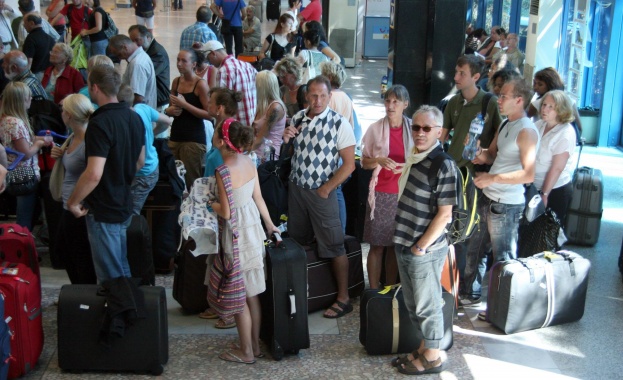 130 русначета са извозени по спешност със самолет от България 