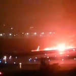 Самолет излезе от пистата в Сочи, има пострадали (видео)