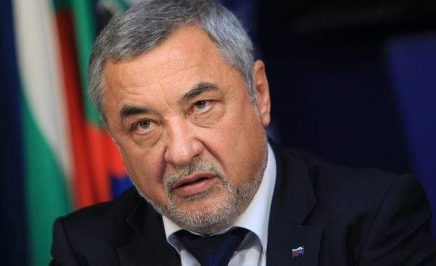 Валери Симеонов: Светлозар Лазаров не става за главен секретар на МВР