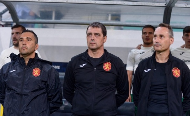 Селекционерът на България Хубчев поема Левски след мача днес