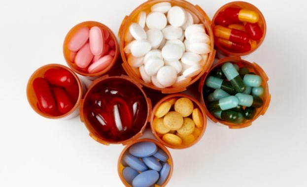 Учените създадоха „умни“ таблетки с микродвигатели