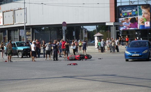 Моторист загина на кръстовище в Пловдив