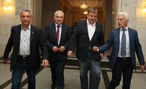 Патриотите се срещат след оставката на Валери Симеонов