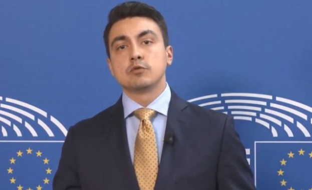 Момчил Неков: Европейският корпус за солидарност е вече факт, но в България доброволчеството не е регламентирано