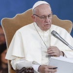 Папа Франциск: Консуматорското общество е "вирус, който атакува вярата в нейните корени"
