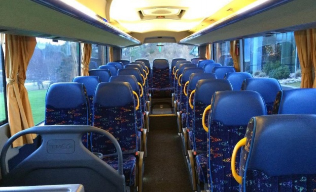Парламентът: Автобусите да бъдат оборудвани с колани за пътниците