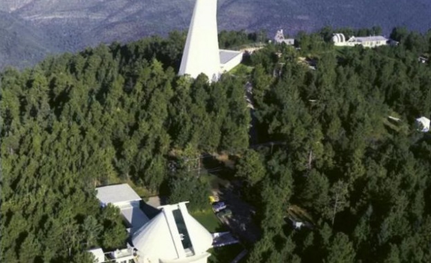  Загадъчна евакуация на американска обсерватория, наблюдаваща Слънцето