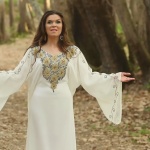 Цветилина на първа есен с нова песен (видео)