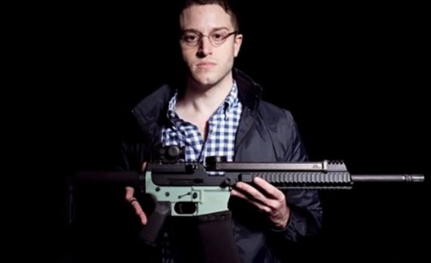 Арестуваха дизайнер на 3D-печатени оръжия