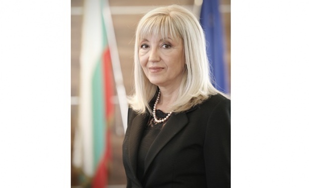 От 1 януари 2019 г. ще има и електронна уикенд винетка на цена 10 лв.