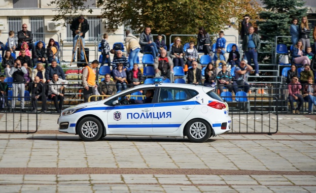 Министър Младен Маринов даде старт на състезанието „Пътен полицай на годината