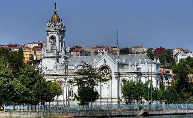 Желязната царква „Свети Стефан" става на 120 години 