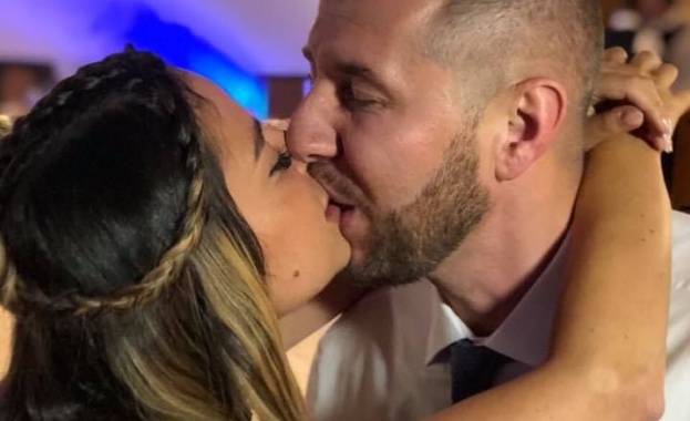 Пиарска любов по върховете