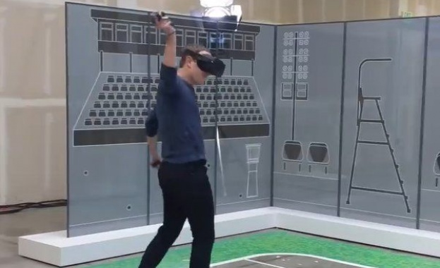 Марк Зукърбърк поигра тенис с новата си система за виртуална реалност