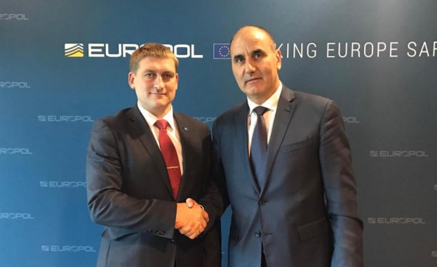Цветан Цветанов участва в среща на Управителния съвет на Европол в Хага