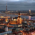 Латвийците ще гласуват днес на парламентарни избори