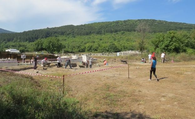 Разкопки може да променят представите ни за втората българска столица 