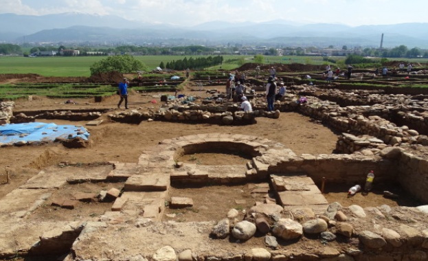  Започна преместването на археологическите обекти от магистрала „Струма”