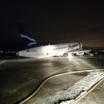 Самолет е излязъл от пистата при кацане в руския град Якутск, има ранени