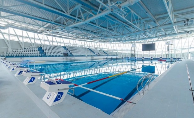 Ето в каква обстановка ще се състезават над 600 плувци през уикенда в Бургас (видео)
