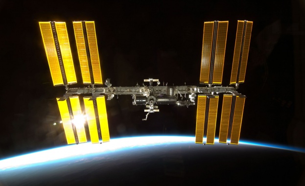 Русия: МКС ще остане в орбита, дори и САЩ да се откаже от станцията