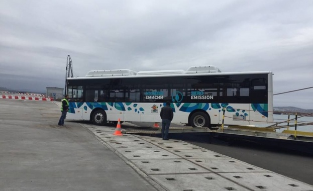 Пристигнаха първите 20 електробуса за София