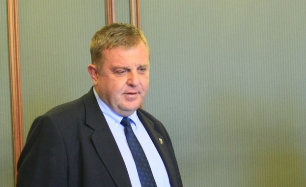 Каракачанов предложи коалиционен съвет с Волен Сидеров и Валери Симеонов