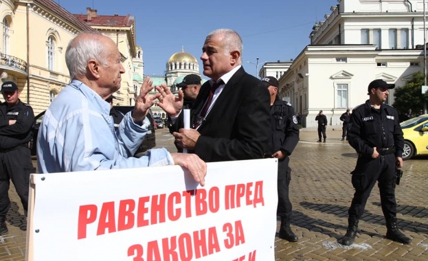 Георги Гьоков: Управляващите не чуват пенсионерите