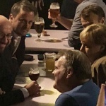 Меркел и Макрон на по бира в бар в Брюксел