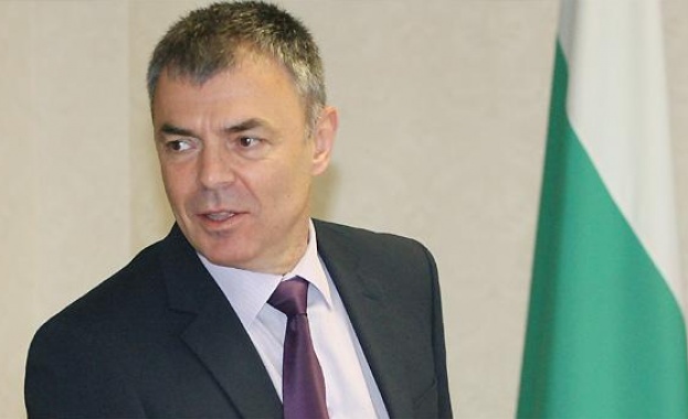 Ние сме живи благодарение на ваксинирането каза проф Сергей Игнатов