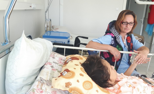 22-годишно момиче живее четвърти живот благодарение на лекари от УМБАЛ Бургас