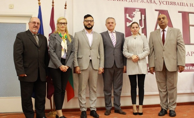 Ръководството на АБВ обсъди с Ахмед Ал Рахвани задълбочаването на отношенията между България и арабската държава