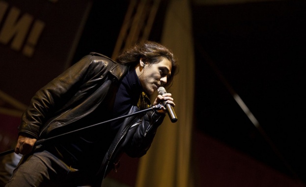 Солистът на група „Земляне” Руслан Щукин: Братя българи, слушайте истински рок за да имате адреналин в живота!