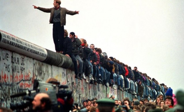29 години от паднето на Берлинската стена