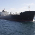  Танкер със 150 000 кубика втечнен газ заседна край Крит